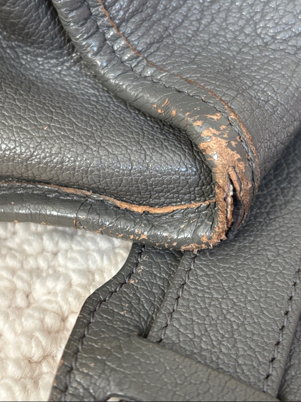 Balenciaga bag - Picture 10 of 12